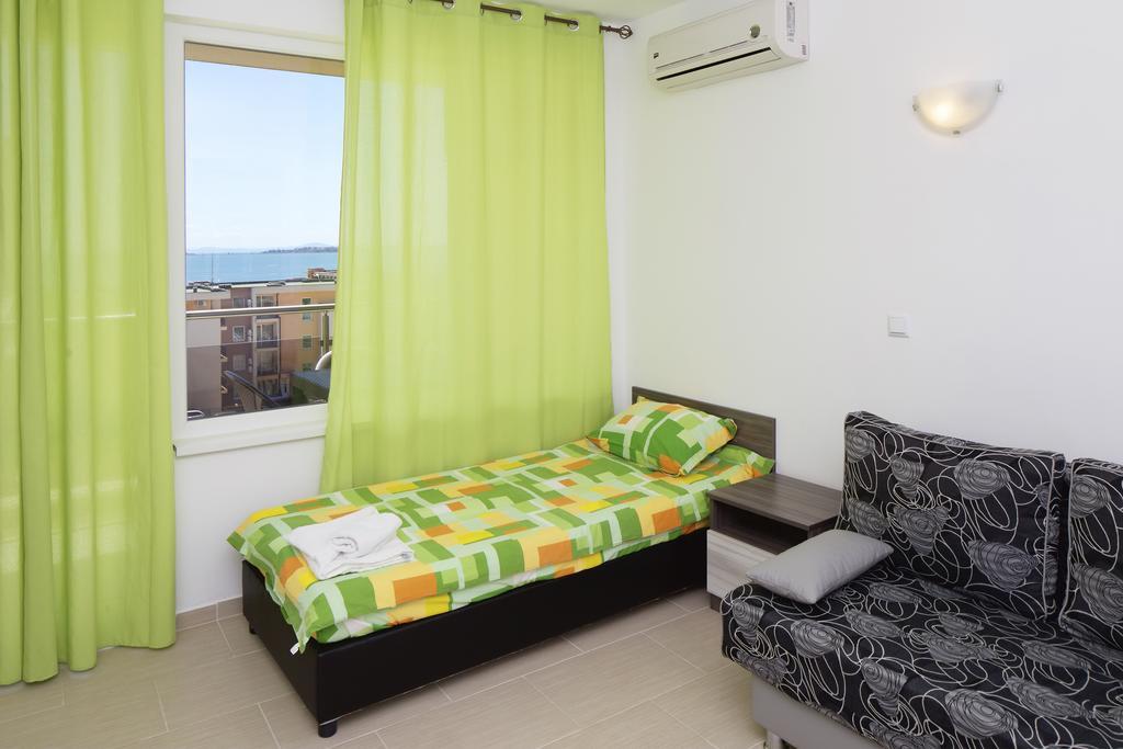 Anna Marina Apartments Свети Влас Екстериор снимка