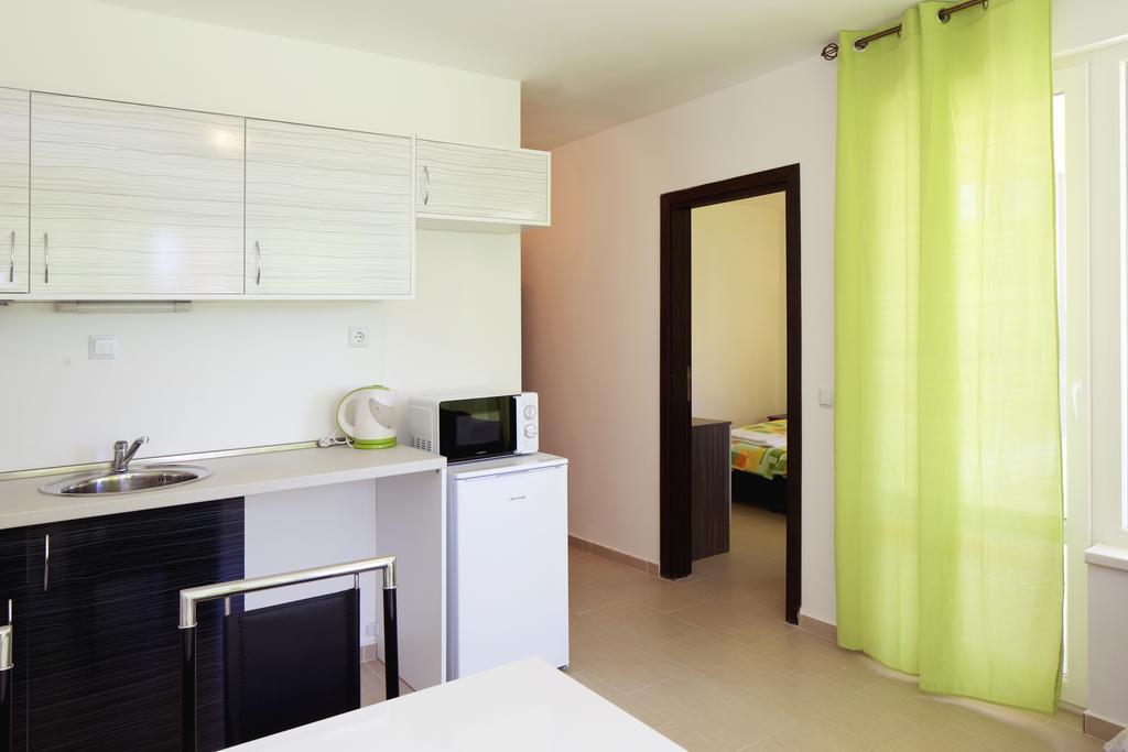 Anna Marina Apartments Свети Влас Екстериор снимка