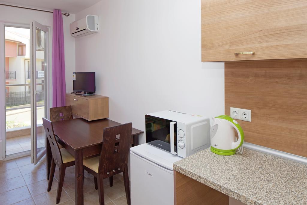 Anna Marina Apartments Свети Влас Екстериор снимка
