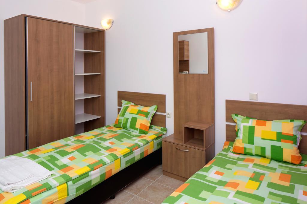Anna Marina Apartments Свети Влас Екстериор снимка