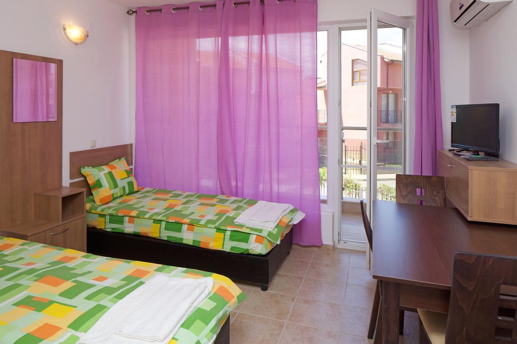 Anna Marina Apartments Свети Влас Екстериор снимка