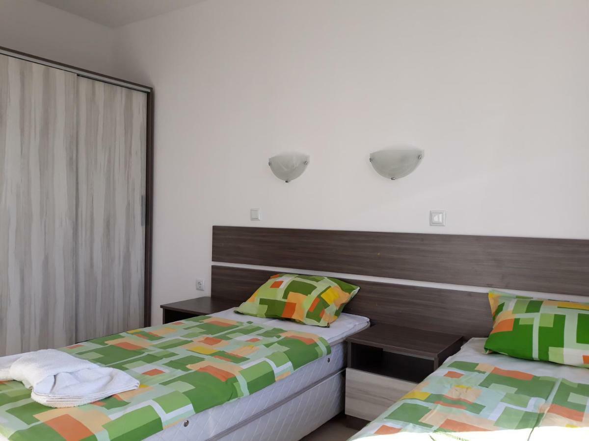 Anna Marina Apartments Свети Влас Екстериор снимка